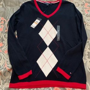 NWT Tommy Hilfiger Sweater Size Small